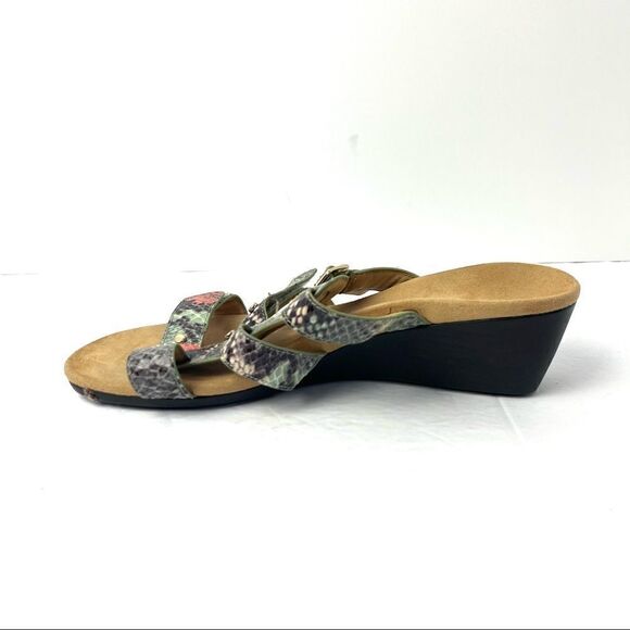Vionic by Orthaheel Park Radia Snakeprint Print Wedge Sandals Size 8 Wide - Picture 7 of 13